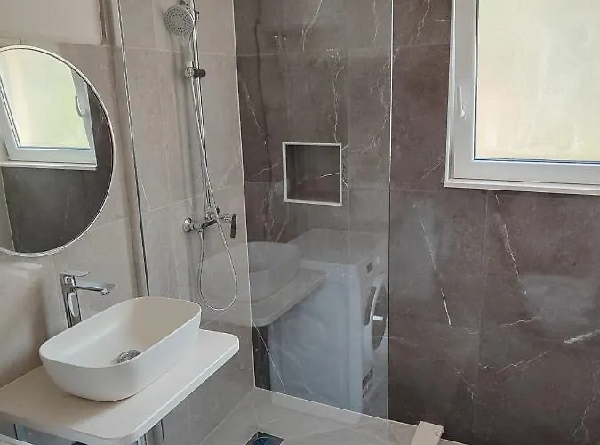 Radic Rogoznica (Sibenik-Knin)